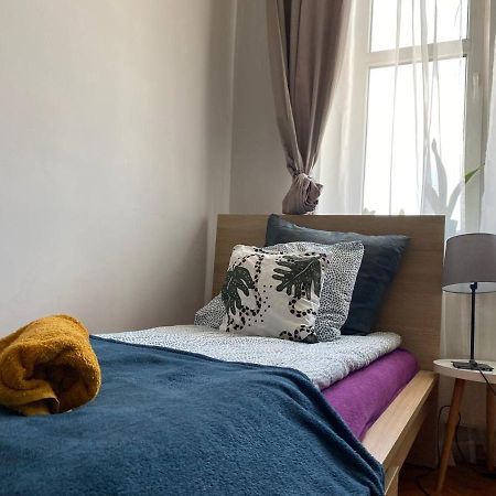 Real Vip Hostel Красков Екстериор снимка