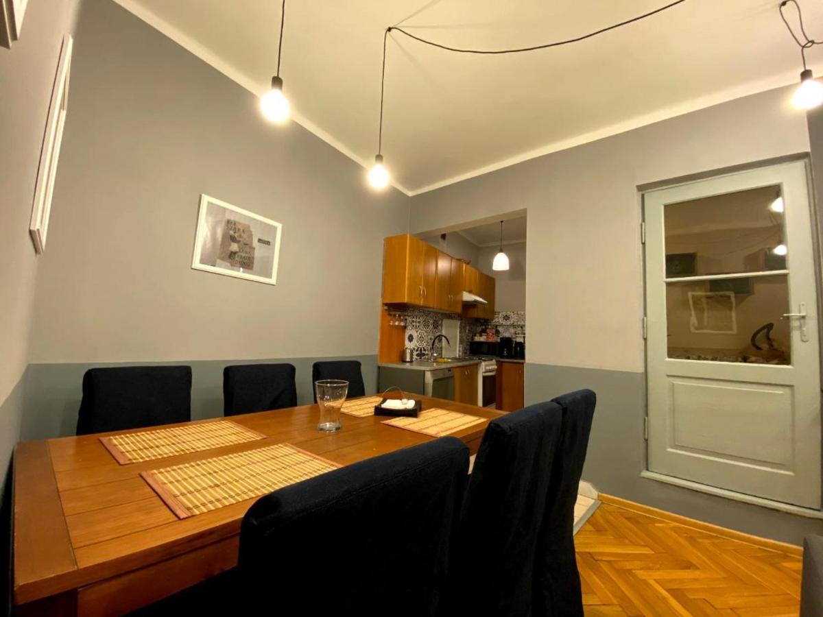 Real Vip Hostel Красков Екстериор снимка