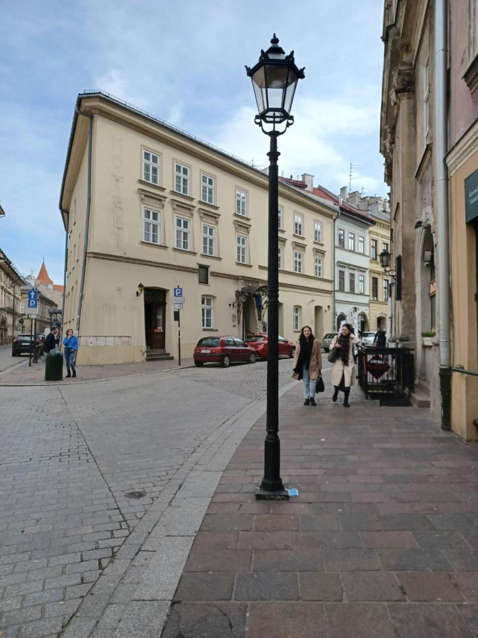 Real Vip Hostel Красков Екстериор снимка