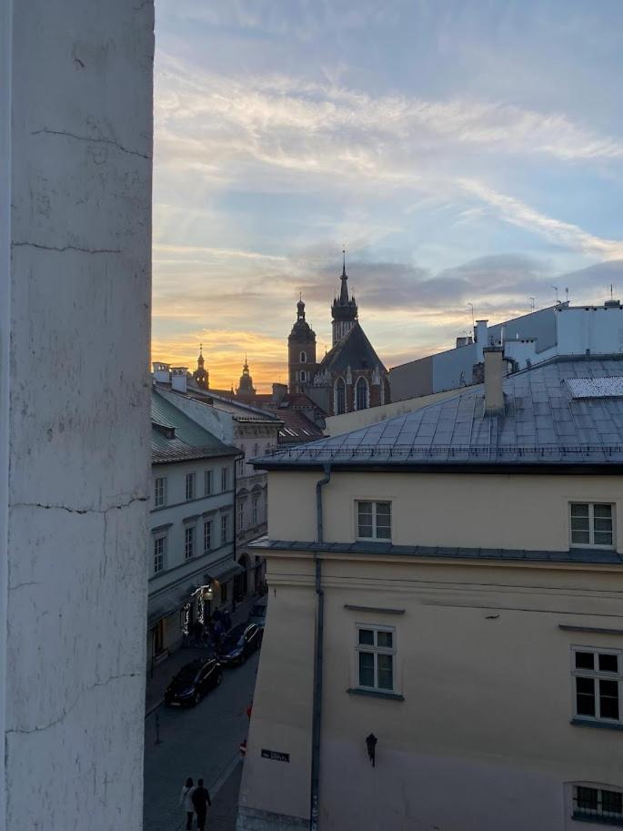 Real Vip Hostel Красков Екстериор снимка